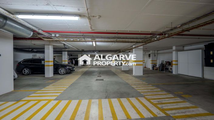 Image No.27-3 Bed Apartment for sale