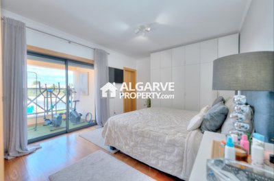 3-12210-78d1f4f8b6655591b02d22fabb36a692d73cc