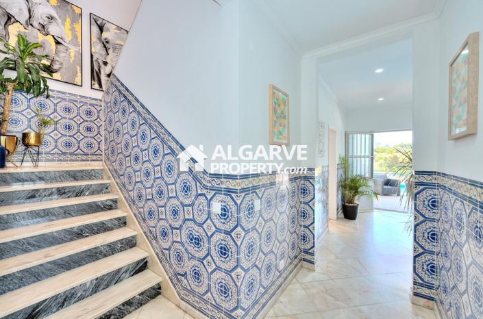 Image No.20-Villa de 5 chambres à vendre à Quarteira