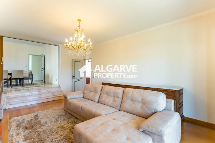 Image No.9-4 Bed Villa for sale