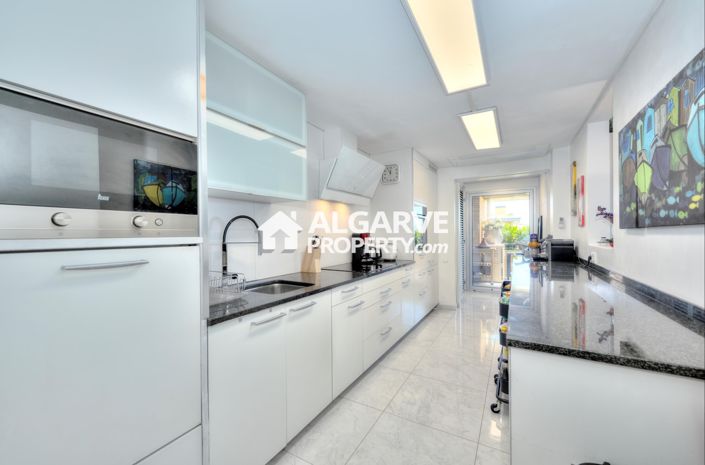 Image No.5-3 Bed Apartment for sale