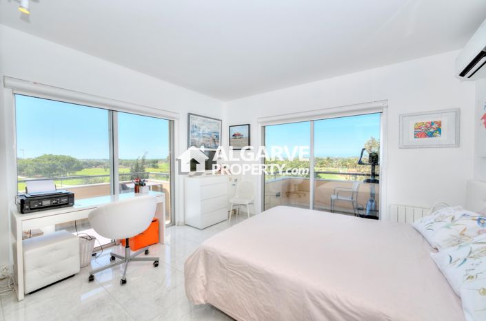 Image No.6-3 Bed Apartment for sale