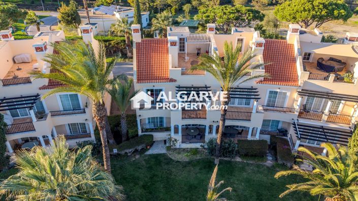 Image No.24-3 Bed Apartment for sale