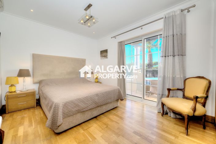 Image No.26-3 Bed Apartment for sale