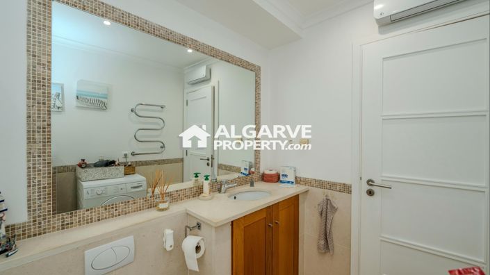 Image No.7-3 Bed Apartment for sale