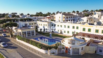 3-12334-78d1f4f8b6655591b02d22fabb36a692d73cc