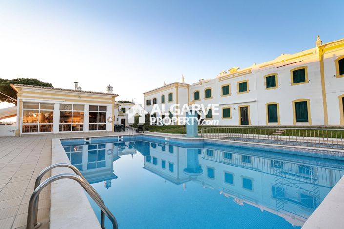 Image No.17-2 Bed Villa for sale