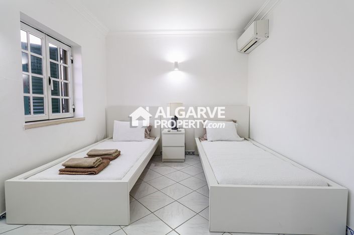 Image No.4-2 Bed Villa for sale