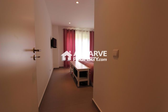 Image No.17-2 Bed Apartment for sale