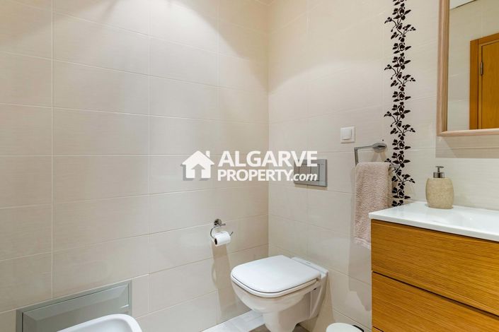 Image No.24-Appartement de 3 chambres à vendre à Quarteira