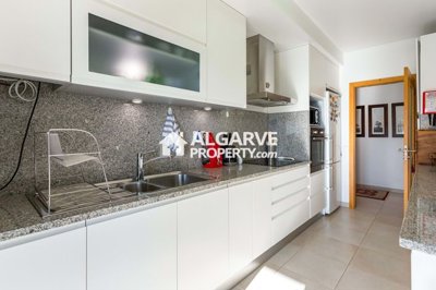 3-12323-78d1f4f8b6655591b02d22fabb36a692d73cc