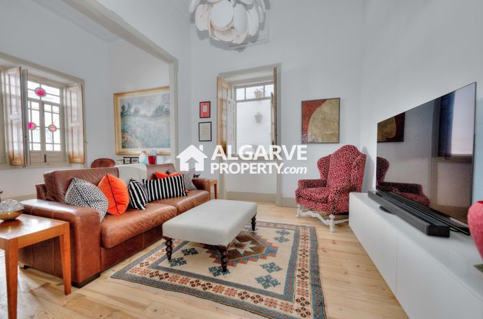 Image No.2-1 Bed Townhouse for sale