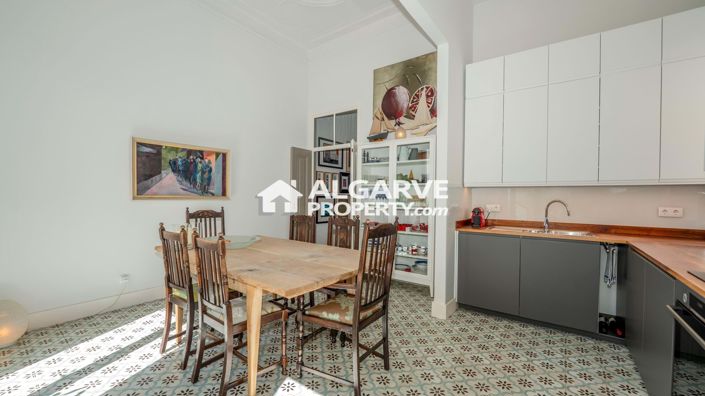 Image No.8-1 Bed Townhouse for sale