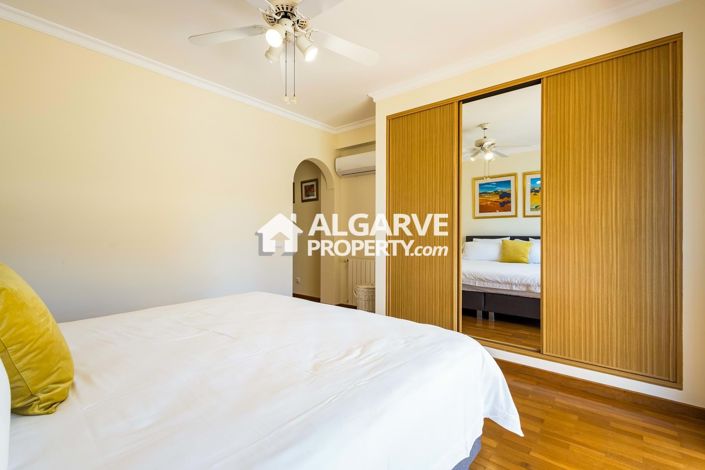 Image No.9-Villa de 4 chambres à vendre à Vilamoura