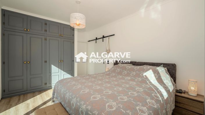 Image No.12-4 Bed Villa for sale