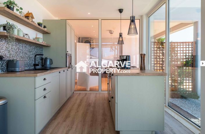 Image No.27-4 Bed Villa for sale