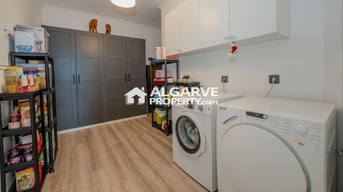 Image No.29-4 Bed Villa for sale