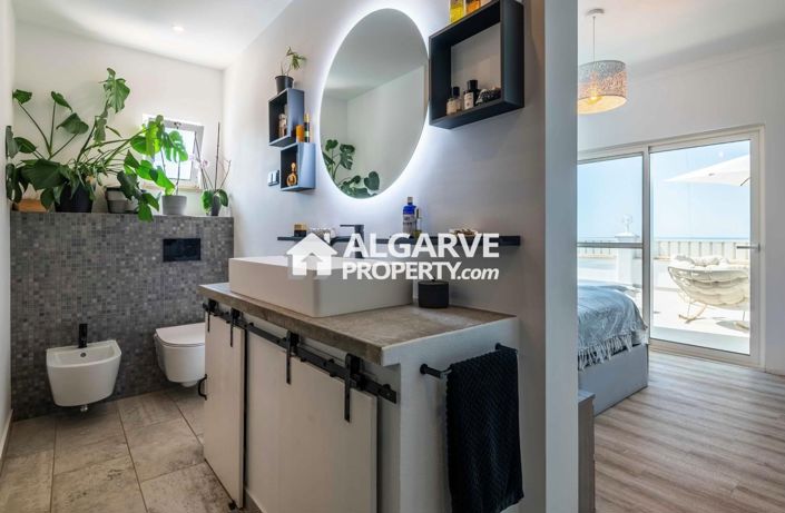 Image No.34-4 Bed Villa for sale