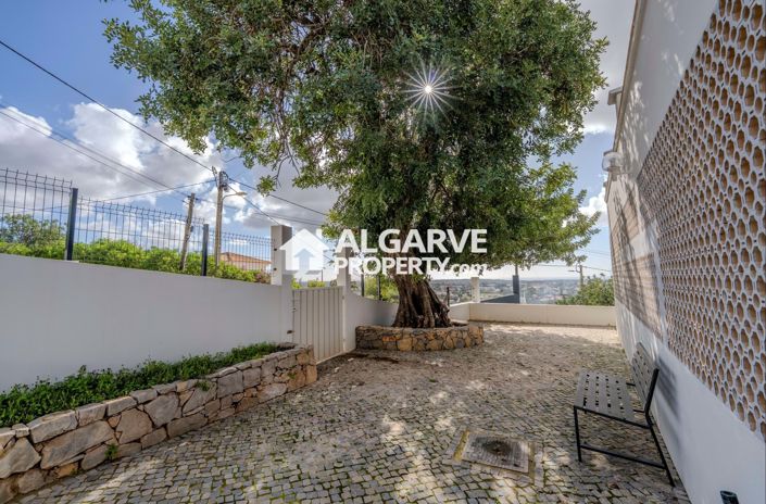 Image No.37-4 Bed Villa for sale