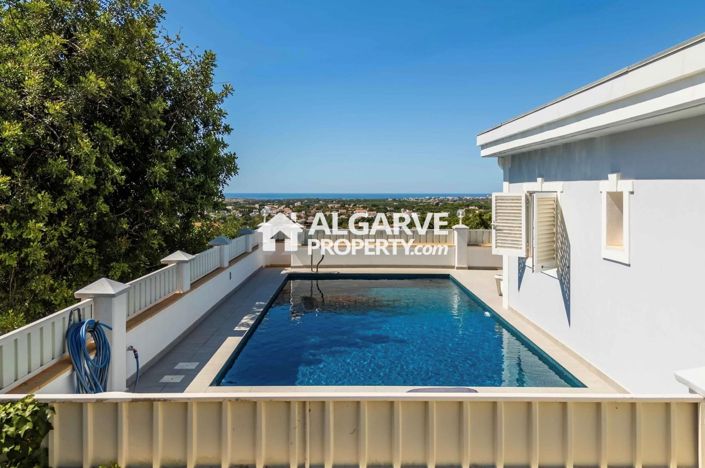 Image No.4-4 Bed Villa for sale