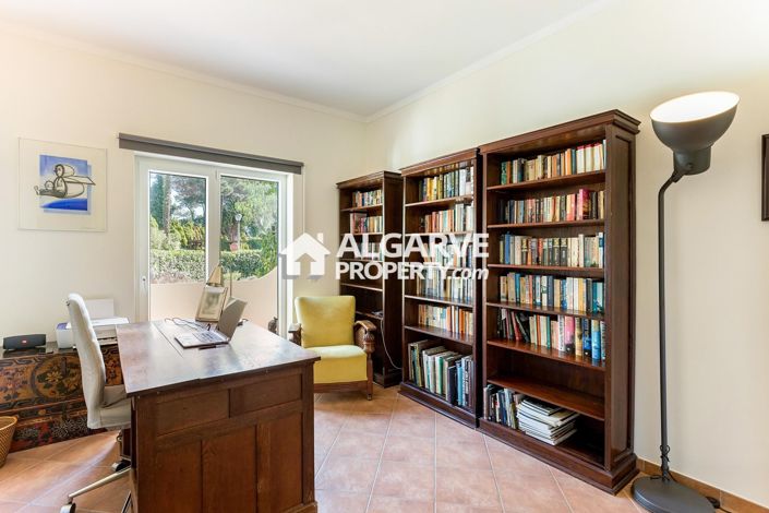 Image No.16-Villa de 4 chambres à vendre à Vilamoura