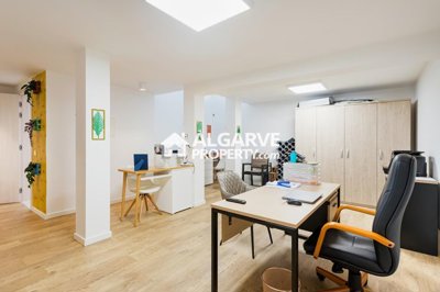 3-12327-78d1f4f8b6655591b02d22fabb36a692d73cc