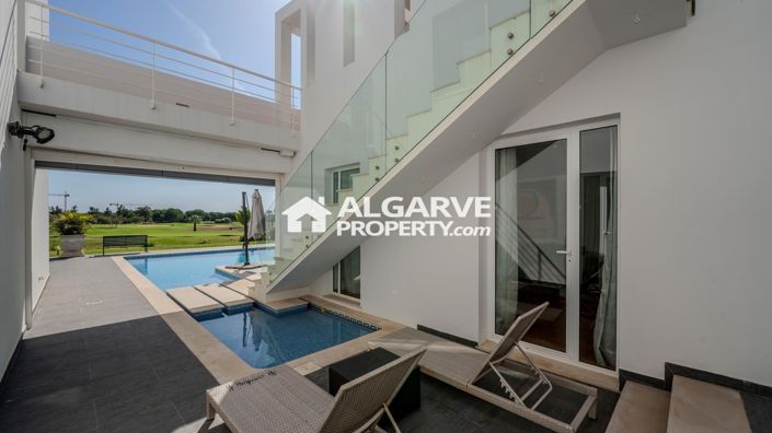 Image No.20-5 Bed Villa for sale