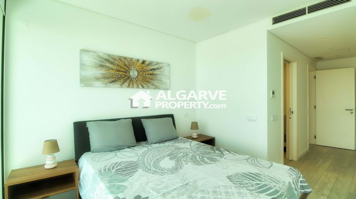 Image No.19-3 Bed Apartment for sale