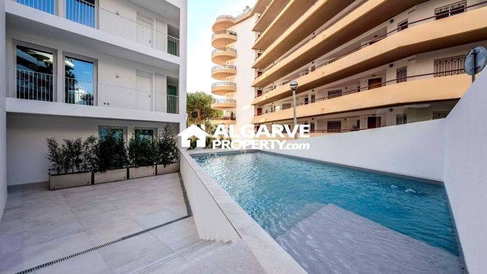 Image No.24-3 Bed Apartment for sale