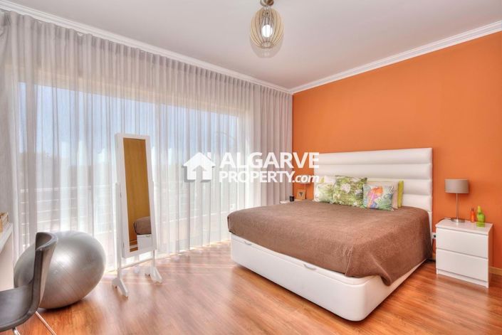 Image No.22-3 Bed Villa for sale