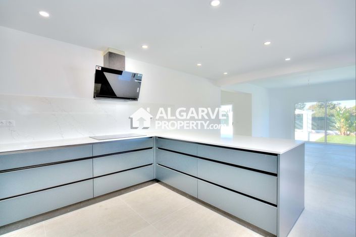 Image No.23-4 Bed Villa for sale