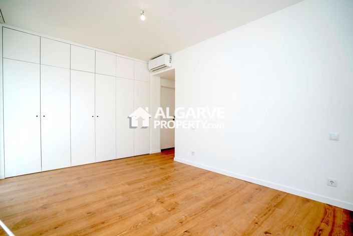 Image No.33-4 Bed Villa for sale