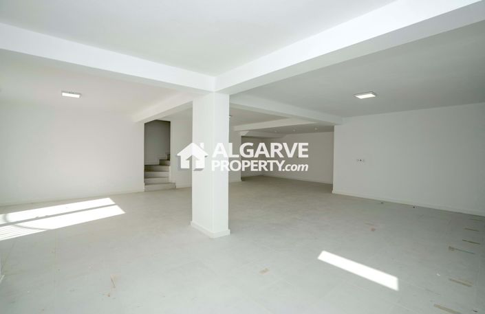 Image No.40-4 Bed Villa for sale