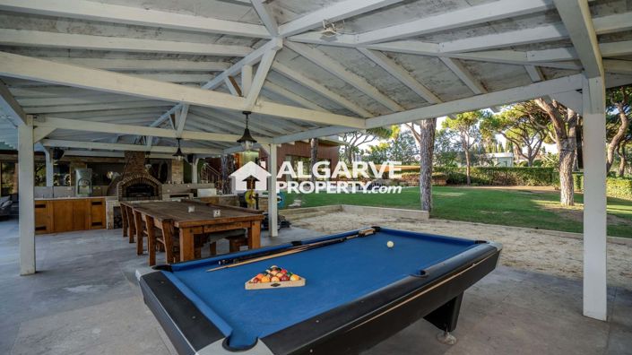 Image No.12-13 Bed Villa for sale