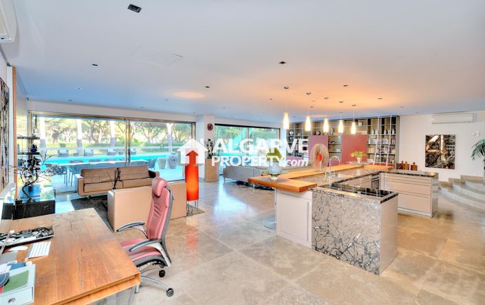 Image No.48-13 Bed Villa for sale