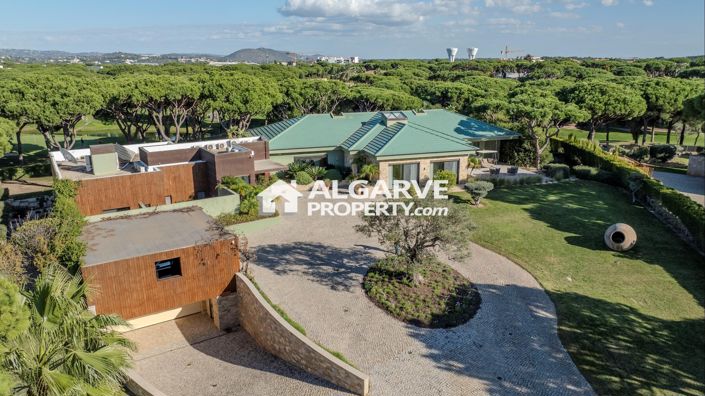 Image No.5-13 Bed Villa for sale