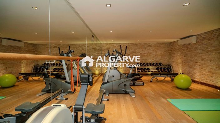 Image No.54-13 Bed Villa for sale