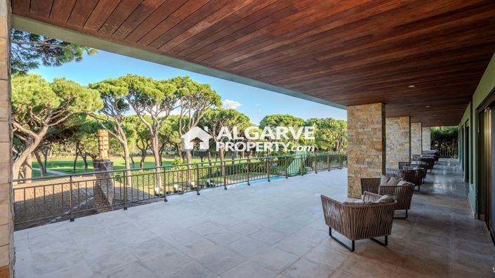 Image No.8-13 Bed Villa for sale