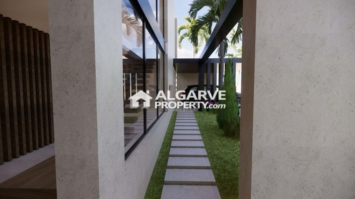 Image No.13-5 Bed Property for sale