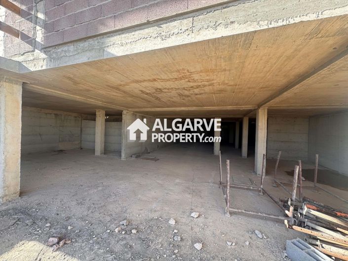 Image No.31-5 Bed Property for sale