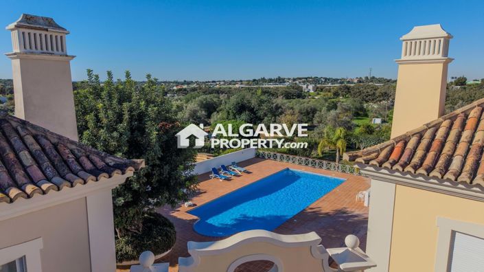 Image No.19-3 Bed Villa for sale