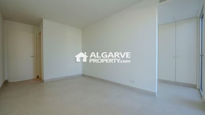 3-12297-78d1f4f8b6655591b02d22fabb36a692d73cc