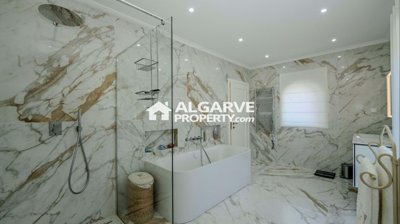 3-12373-78d1f4f8b6655591b02d22fabb36a692d73cc