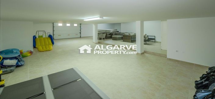 Image No.31-Villa de 5 chambres à vendre à Loule