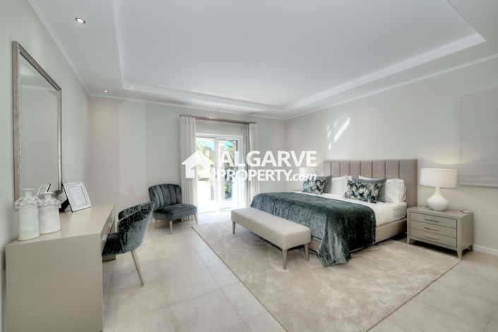 Image No.5-Villa de 5 chambres à vendre à Loule