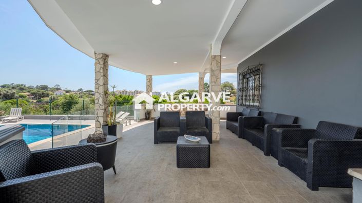 Image No.34-5 Bed Villa for sale