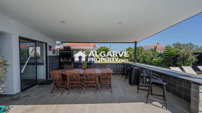 Image No.36-5 Bed Villa for sale