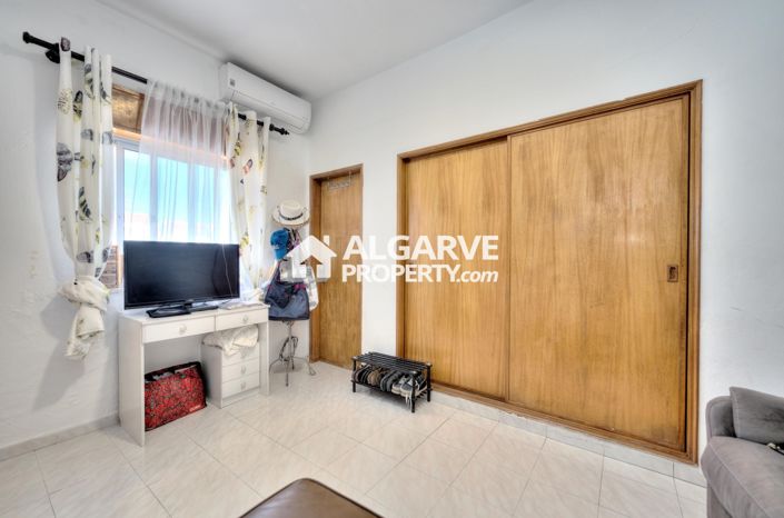 Image No.43-5 Bed Villa for sale