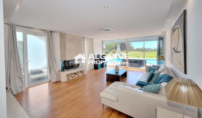 Image No.2-Villa de 5 chambres à vendre à Vilamoura