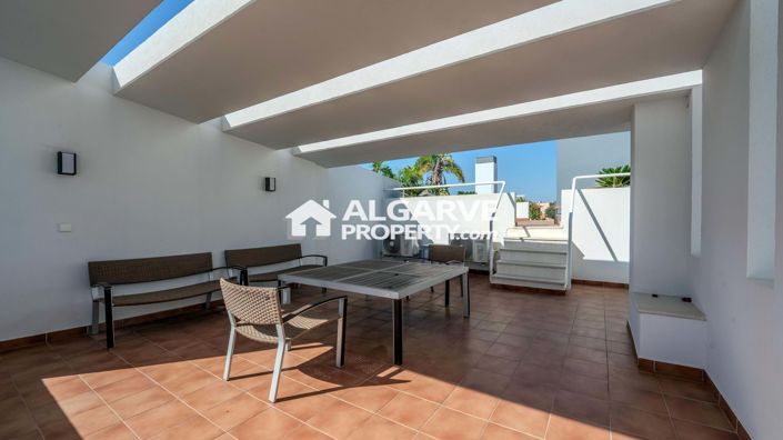 Image No.51-5 Bed Villa for sale